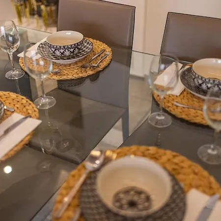 Florit Flats - Center Modern 1br 2bth Terrace Wi-fi Ac Apartment *