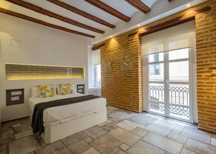 Florit Flats - Center Modern 1br 2bth Terrace Wi-fi Ac *